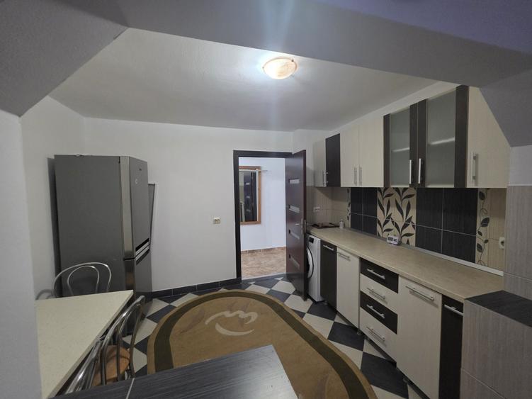 Apartament cu 2 camere decomandat în Exterior Vest