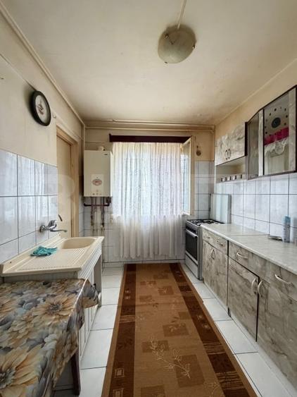 Apartament 2 camere, etaj 1, 37 mp, zona Micro III - 8