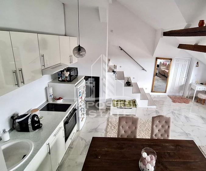 Apartament cu 3 camere decomandat în Bujac