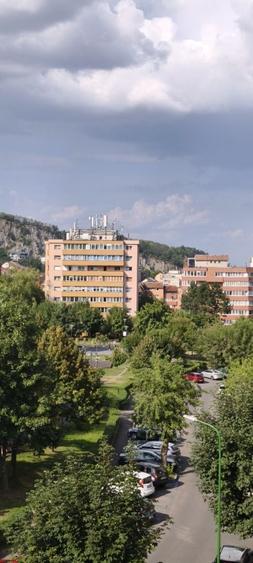 Apartament cu 2 camere decomandat în Răcădău