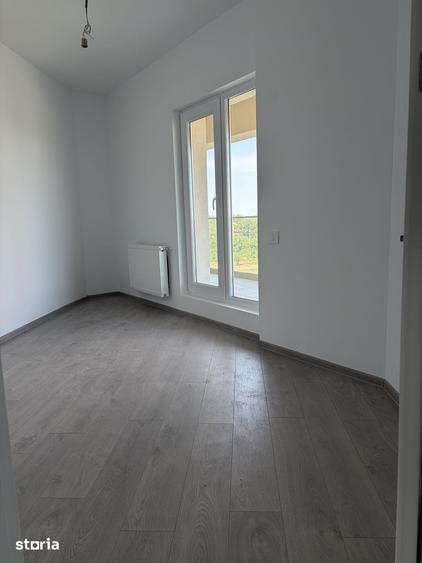 Apartament 3 camere,2 bai,centrala proprie,mutare imediata,TVA inclus - 18