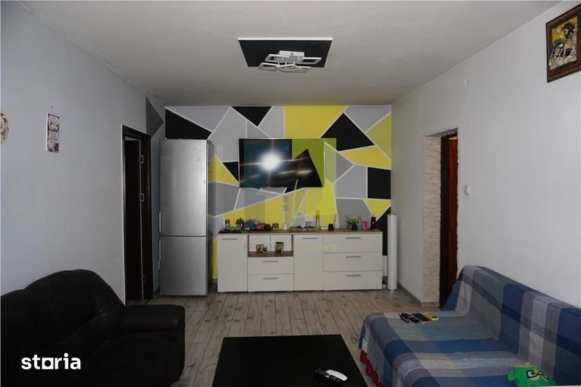 Apartament cu 3 camere semidecomandat în Ultracentral