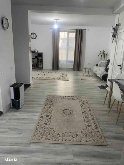 Casă cu 3 camere cu Teren 600 Mp în Central