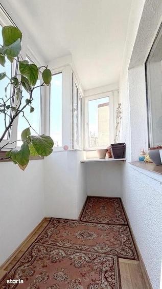 Apartament cu 3 camere în Florilor