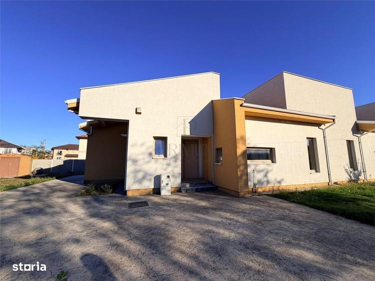 Casă cu 3 camere în Albina