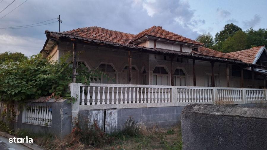 Spațiu comercial, de 169 mp, în Ștefănești