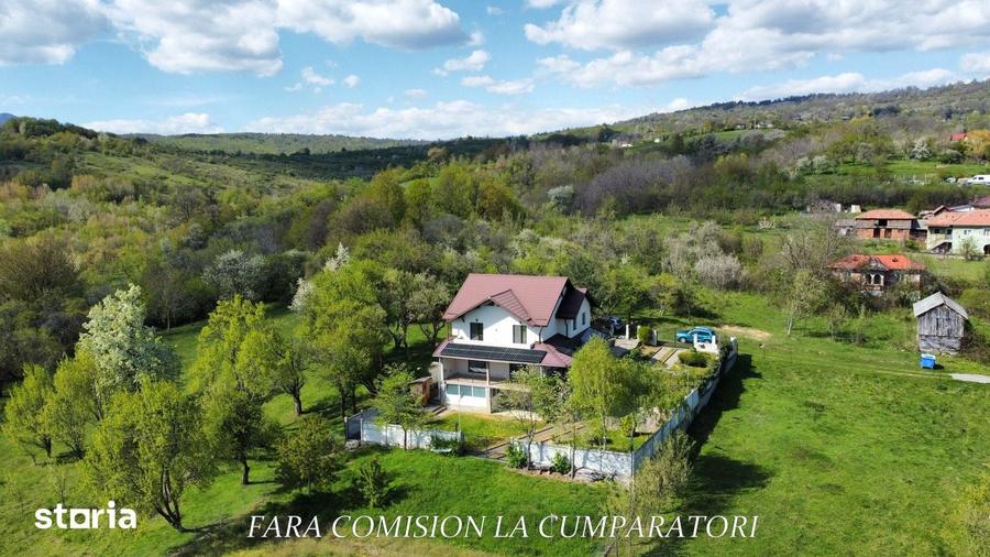 Casă cu 6 camere cu Teren 2327 Mp în Berislăvești