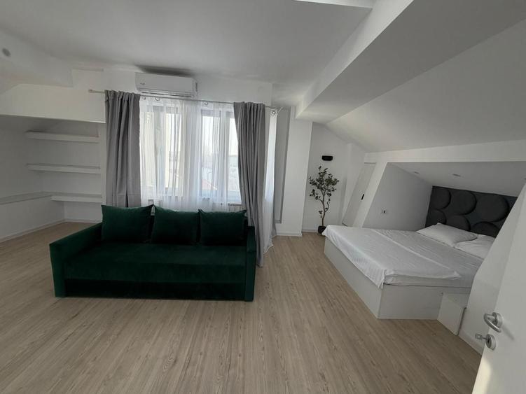 Apartament cu 4 camere decomandat, mobilat în Cotroceni