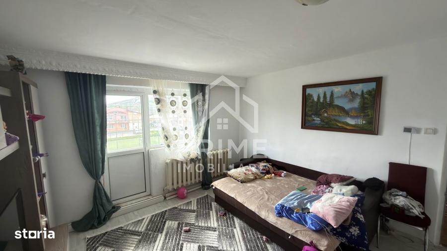 Apartament cu 2 camere, mobilat în Sântimbru