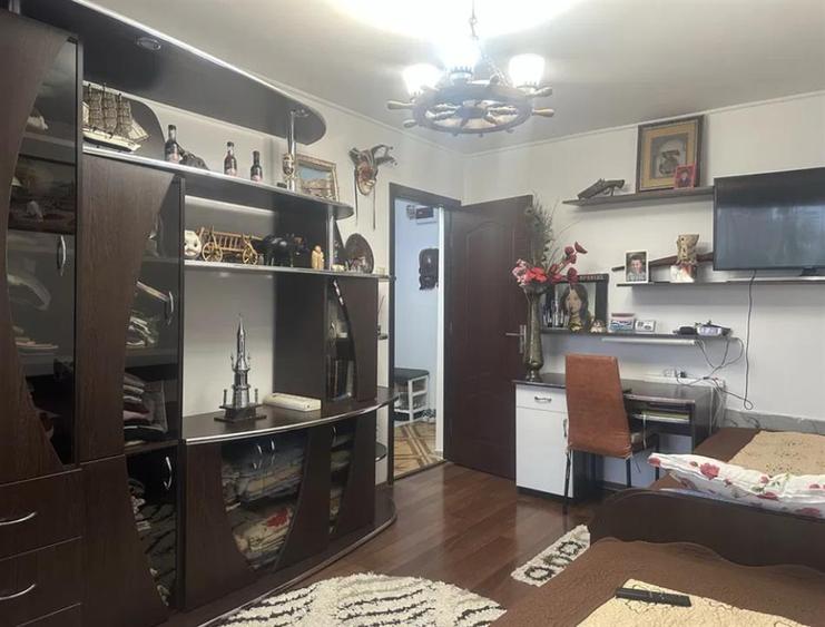 Apartament cu 2 camere decomandat, mobilat în Răcădău