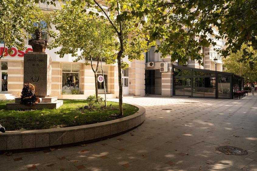 Apartament cu 2 camere decomandat, mobilat în Unirii