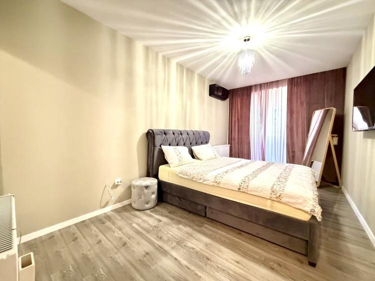 Duplex cu 4 camere cu Canalizare în Aradului