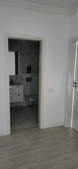 Apartament cu 4 camere decomandat în Theodor Pallady