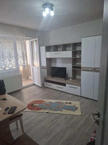 Garsonieră decomandată în Exterior Vest
