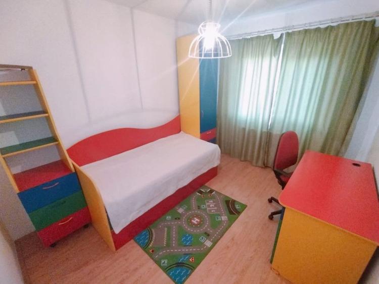 Apartament cu 3 camere decomandat în Micălaca