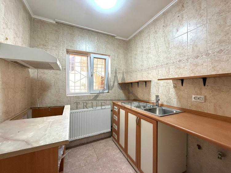 Casă individuală cu 4 camere cu Canalizare în Floreasca