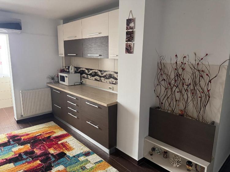 Apartament 3 camere de inchiriat - 16