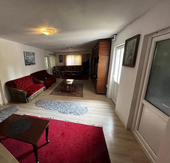 Casă cu 3 camere cu Teren 656 Mp în Malu