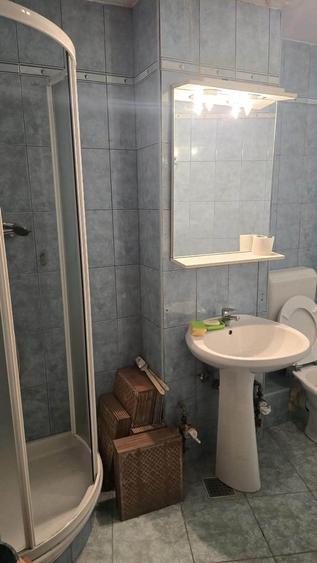 Apartament cu 4 camere decomandat în Dristor