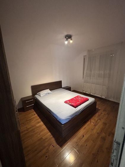 Casă cu 3 camere cu Teren 200 Mp în Nufărul
