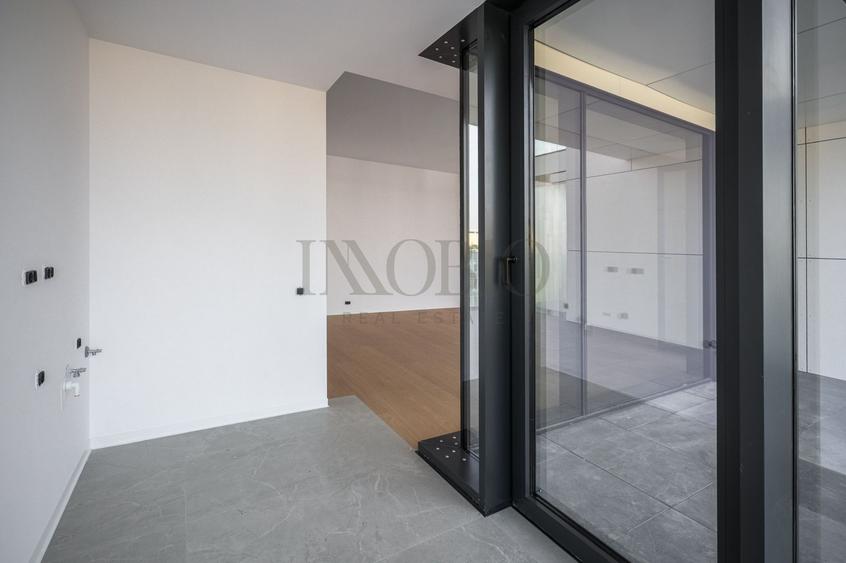 Apartament cu 4 camere, mobilat în Floreasca