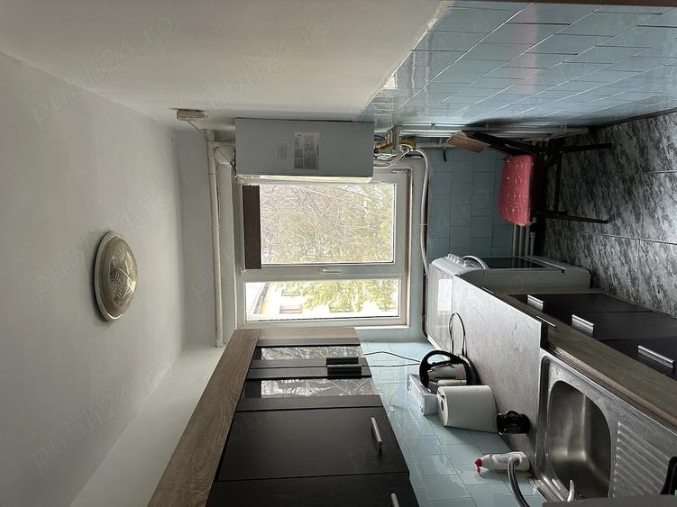 Apartament cu 2 camere nedecomandat în George Enescu