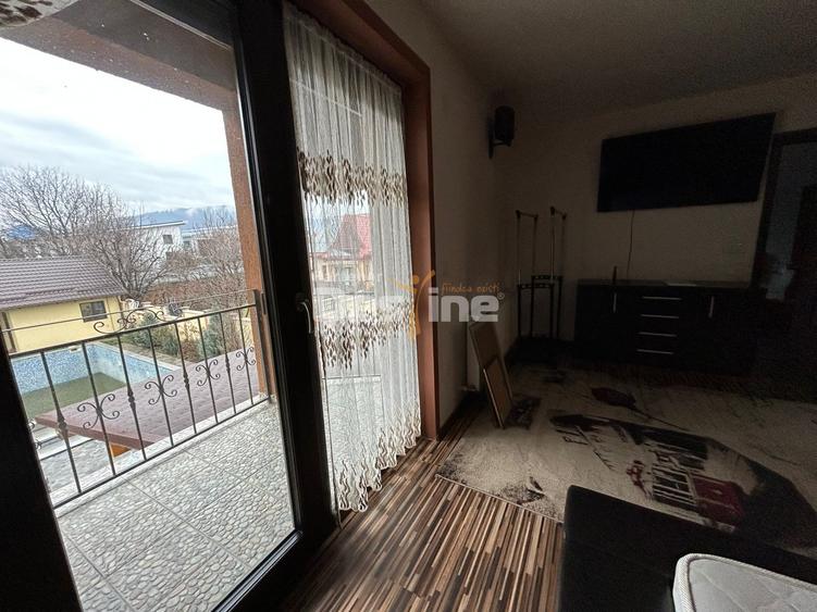 Casă individuală cu 6 camere cu Piscina în Ciritei