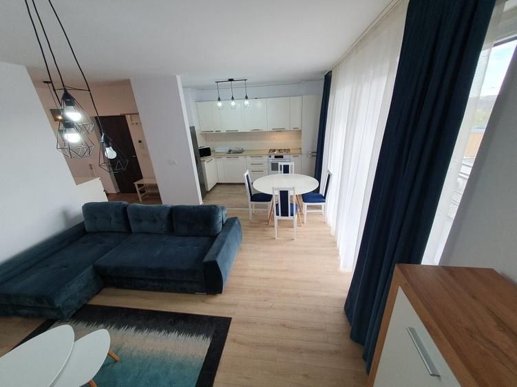 Apartament cu 2 camere decomandat, mobilat în Aradului
