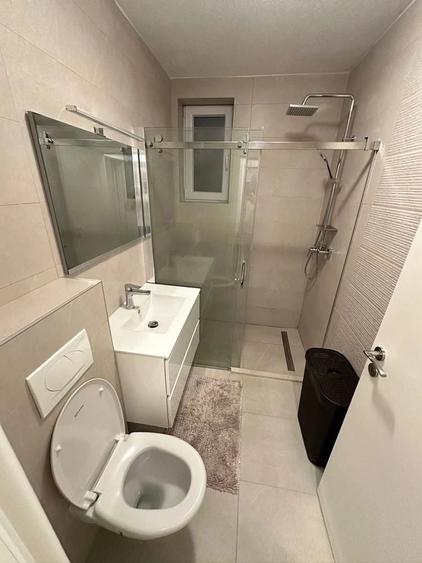 Apartament cu 2 camere decomandat în Giroc