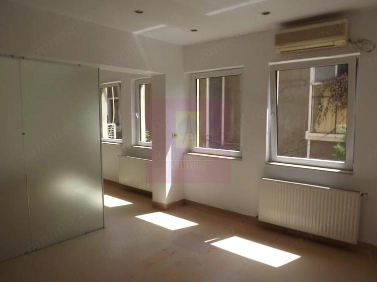 Casă cu 25 camere cu Teren 560 Mp în Cotroceni