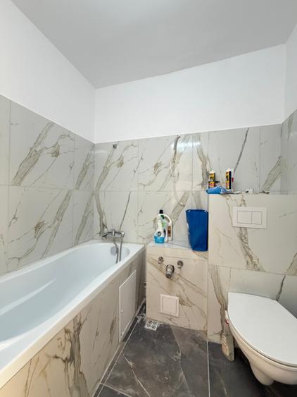 Apartament cu 3 camere decomandat în Șagului