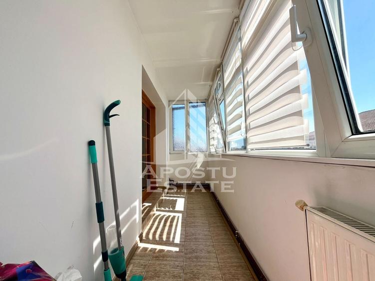 Apartament cu 3 camere decomandat, mobilat în Bucovina