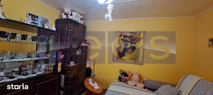 Casă cu 5 camere cu Teren 1100 Mp în Central