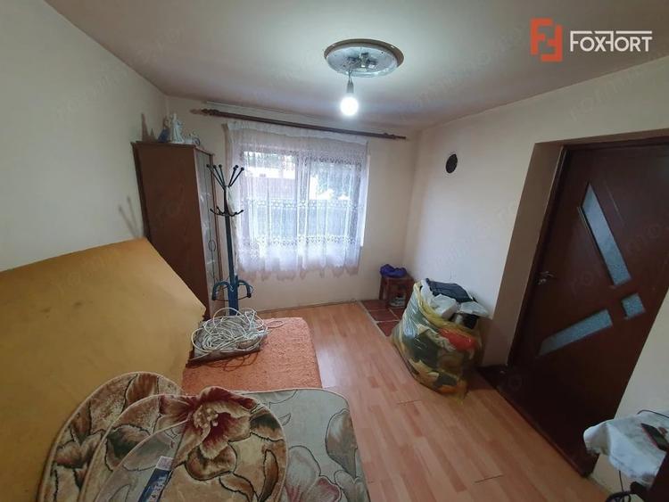 Casă cu 6 camere cu Teren 1200 Mp în Central