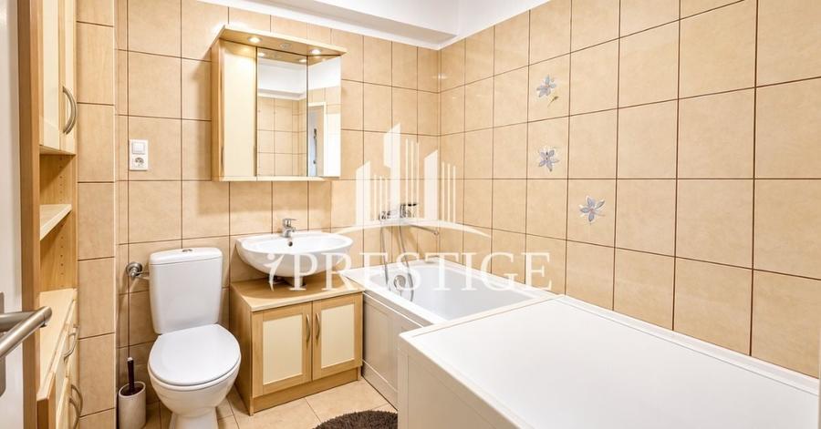 Apartament cu 3 camere decomandat, mobilat în Turnișor