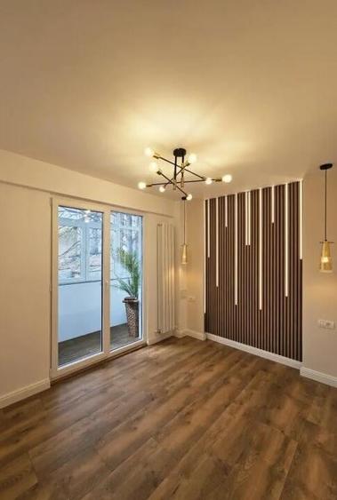 Apartament cu 2 camere decomandat, mobilat în Victoriei