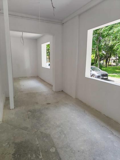 Spațiu comercial, de 140 mp, în Copou