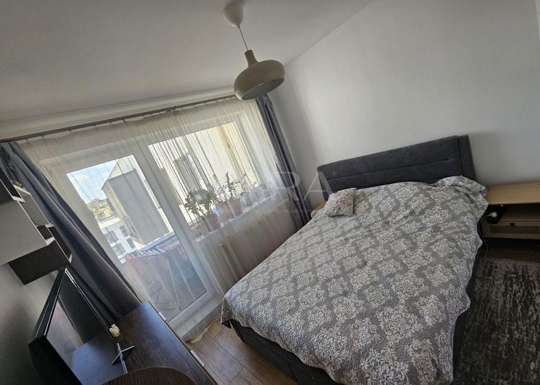 Apartament cu 3 camere decomandat în Dâmbul Rotund