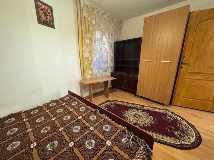 Garsonieră decomandată în 1 Mai