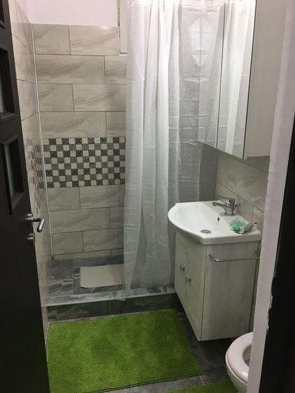 Apartament cu 2 camere decomandat în Berceni