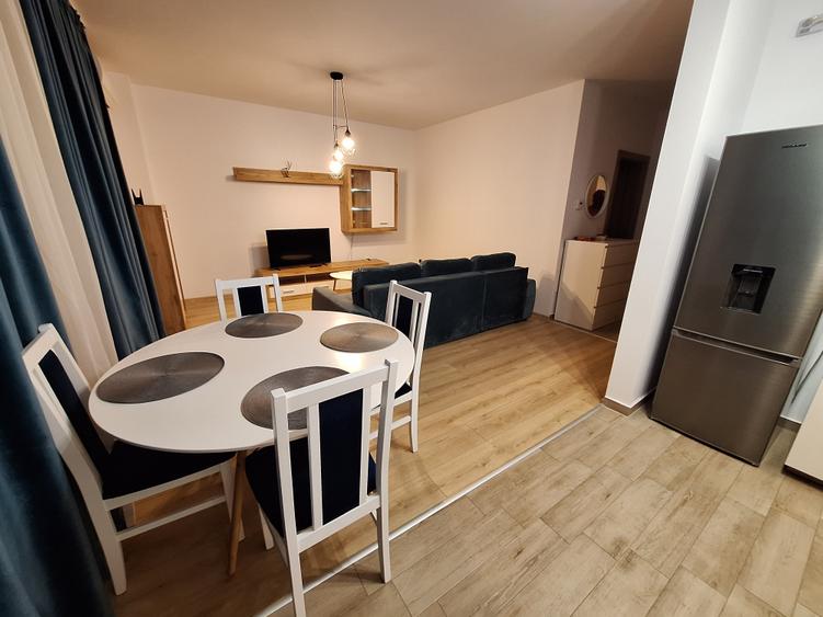Apartament cu 2 camere decomandat în Aradului