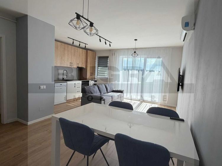 Apartament cu 3 camere semidecomandat, mobilat în Gheorgheni