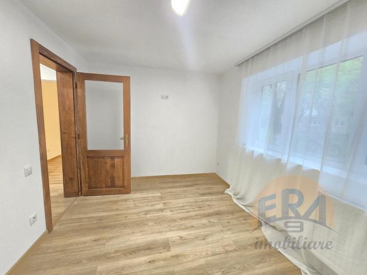 Apartament cu 2 camere semidecomandat în Decebal
