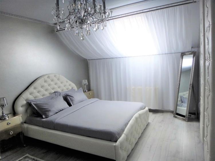 Apartament cu 3 camere decomandat, mobilat în Dumbrăvița