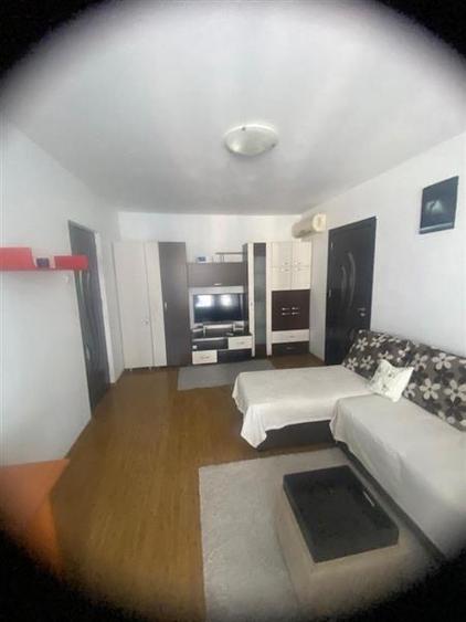 Apartament cu 2 camere semidecomandat, mobilat în Gorjului