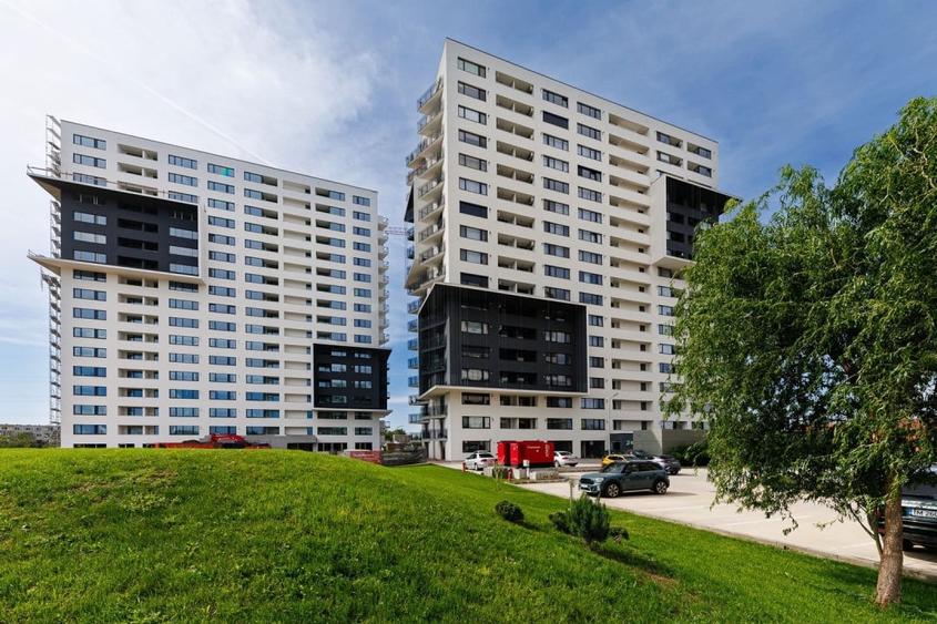 Apartament cu 3 camere decomandat, mobilat în Torontalului