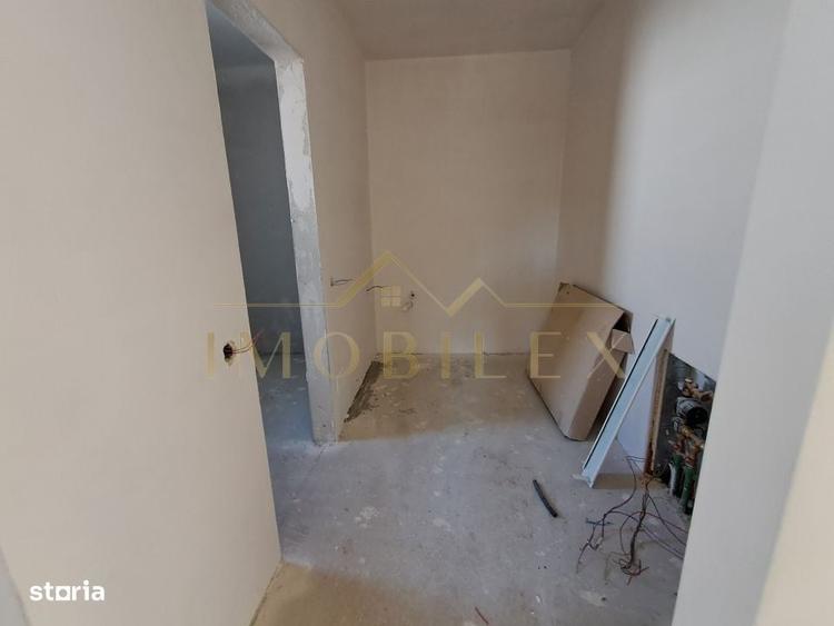 Casă cu 4 camere în Tăuți