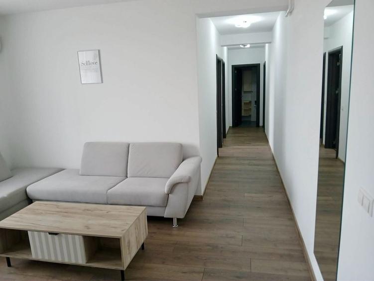 Apartament cu 3 camere decomandat în Șelimbăr