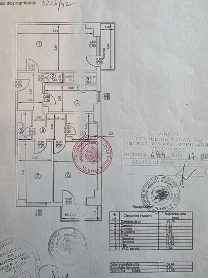 Apartament cu 3 camere decomandat în Central