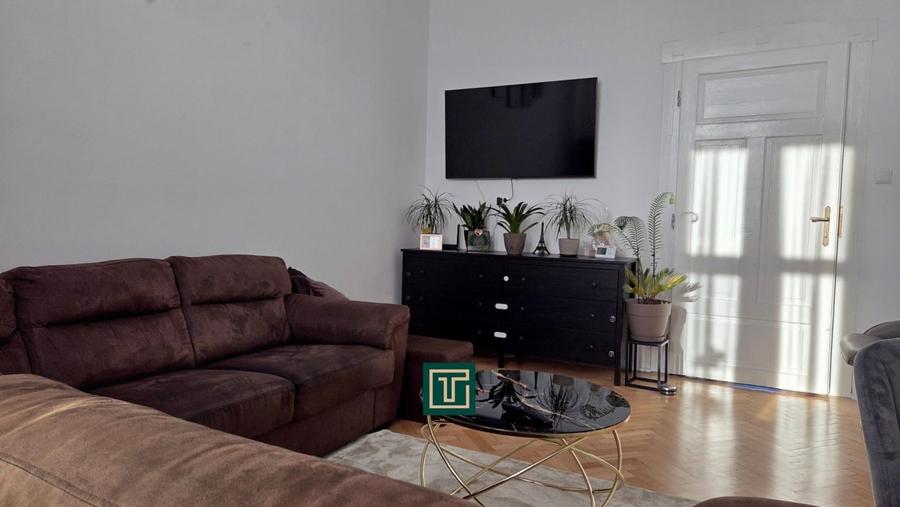 Apartament cu 2 camere, mobilat în Fabric